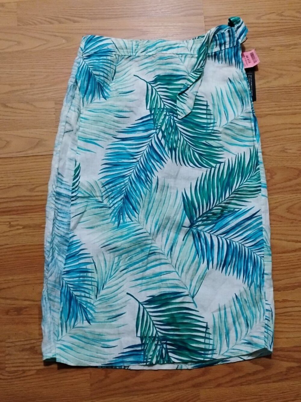 Tahari Linen Tropical Wrap. Skirt